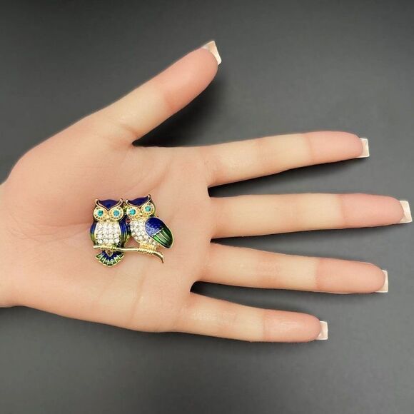 Yellow Gold with Aquamarine and Diamond Crystal Enamel Owl Pin Back Brooch - Picture 7 of 7